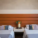 Mbi Travel Hotel