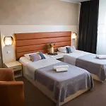 Hotel Mbi Travel