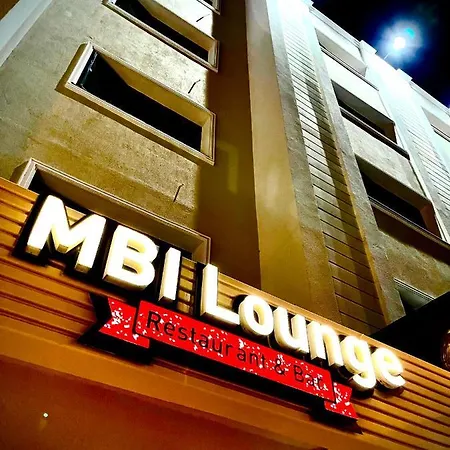 Ξενοδοχείο Mbi Travel 2*