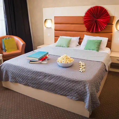 Mbi Travel Hotel